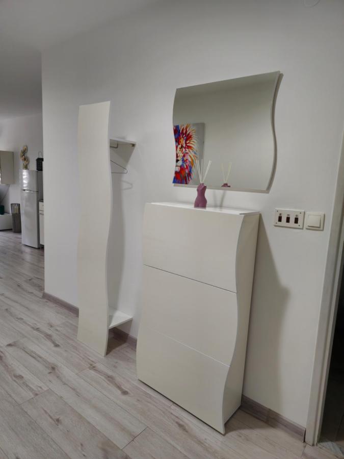 Apartment Aria Vinkovci Bagian luar foto